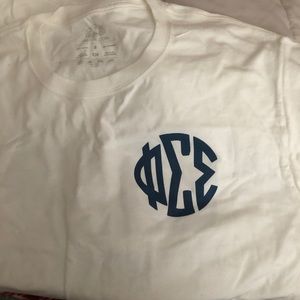 Phi sigma sigma Christmas vineyard vines shirt